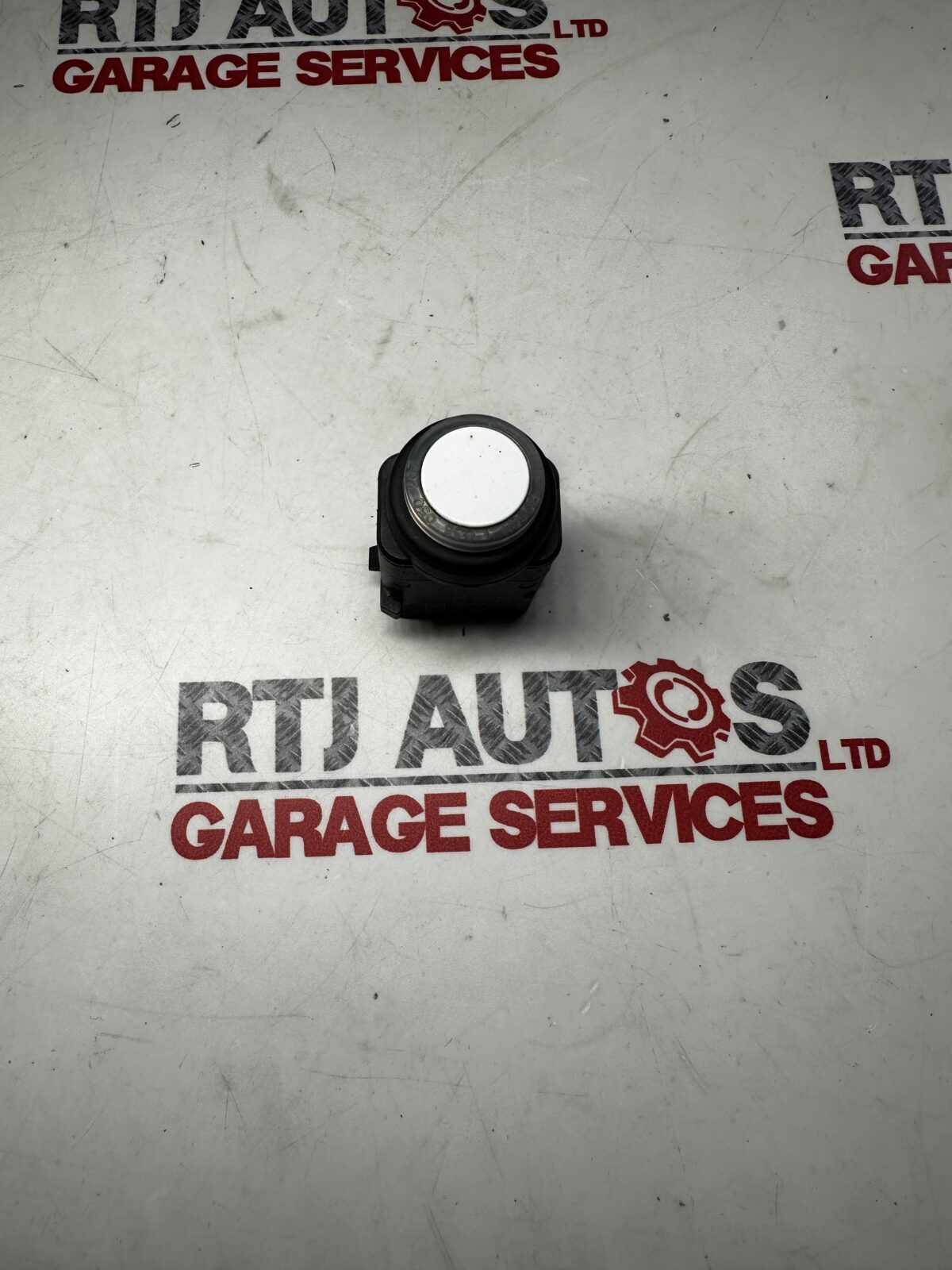 Saab 9-3 93 (03-10) Parking Assistance Sensor 12787793 / 93172012 x1 Artic Wh...