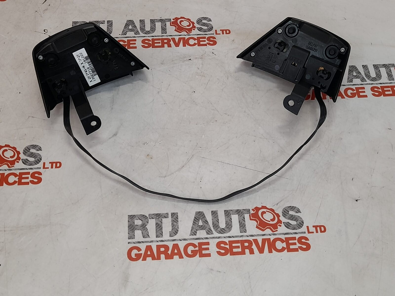 SAAB 93 9-3 2007 - 2011 Steering Wheel Switches Black 12764172