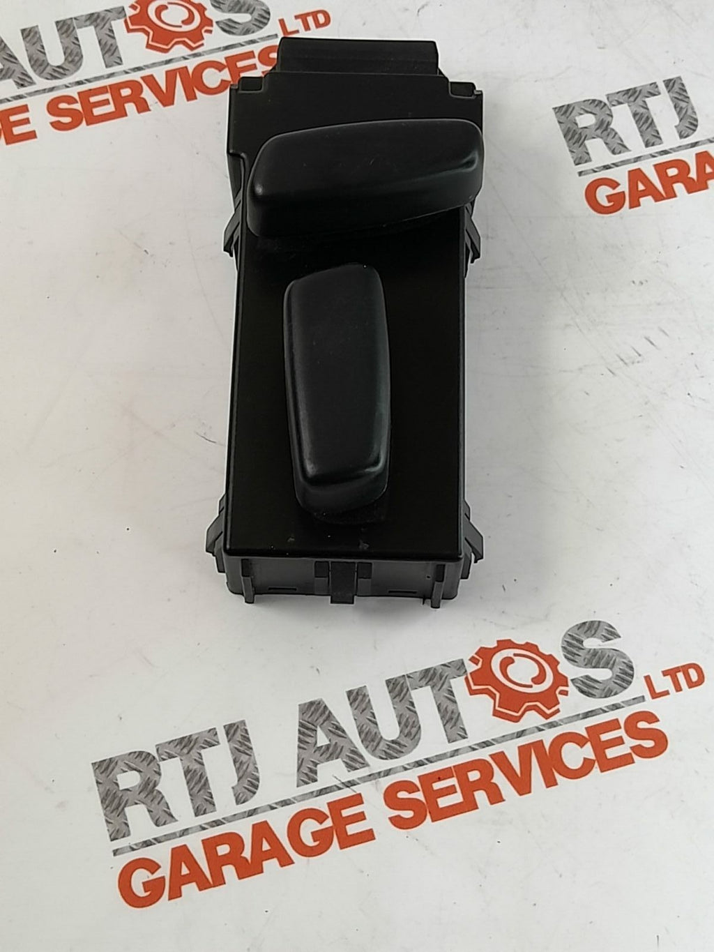 Saab 93 9-3 From 2004 Electric Adjustable Seat Switch 13104874
