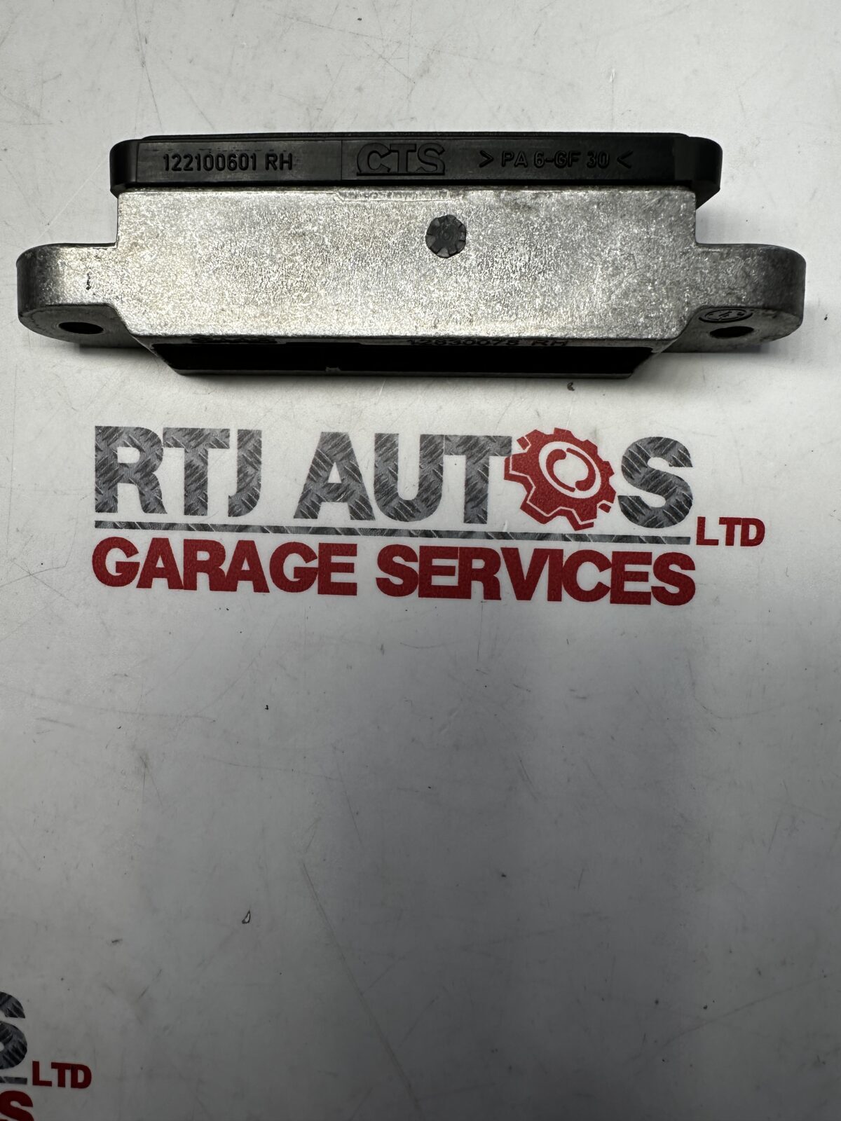 SAAB 9-3 93 Convertible cv Front Roof Latch Receiver OffSide 12830078