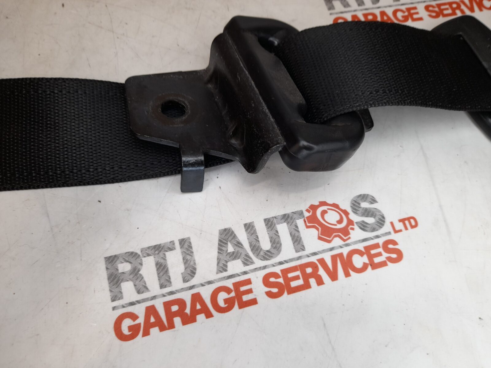 Saab 93 9-3 From 2006 5D O/S Rear Seatbelt 12755334