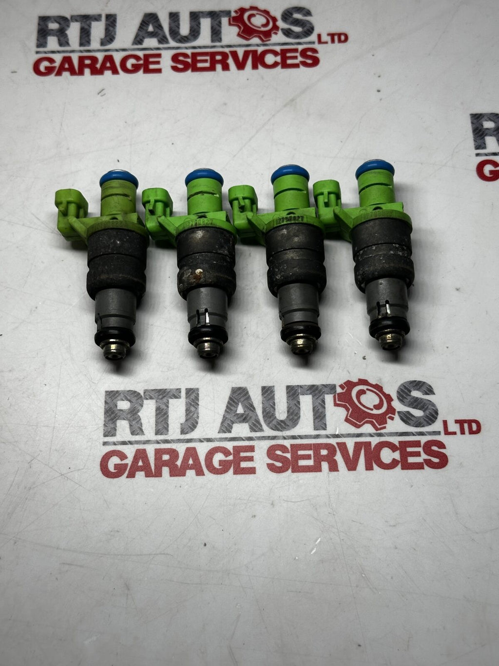 SAAB 93 9-3 (03-11) FUEL INJECTORS - 12790827 x4