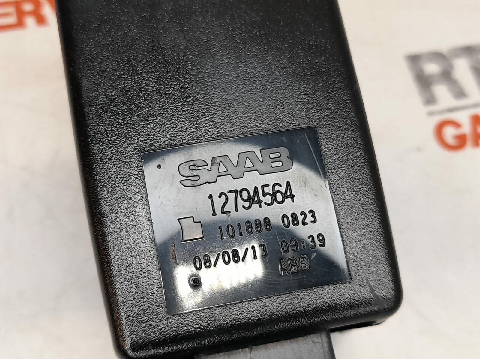 Saab 93 9-3 From 2003 O/S and Centre Rear Seats Safety Belt Buckles 12794564