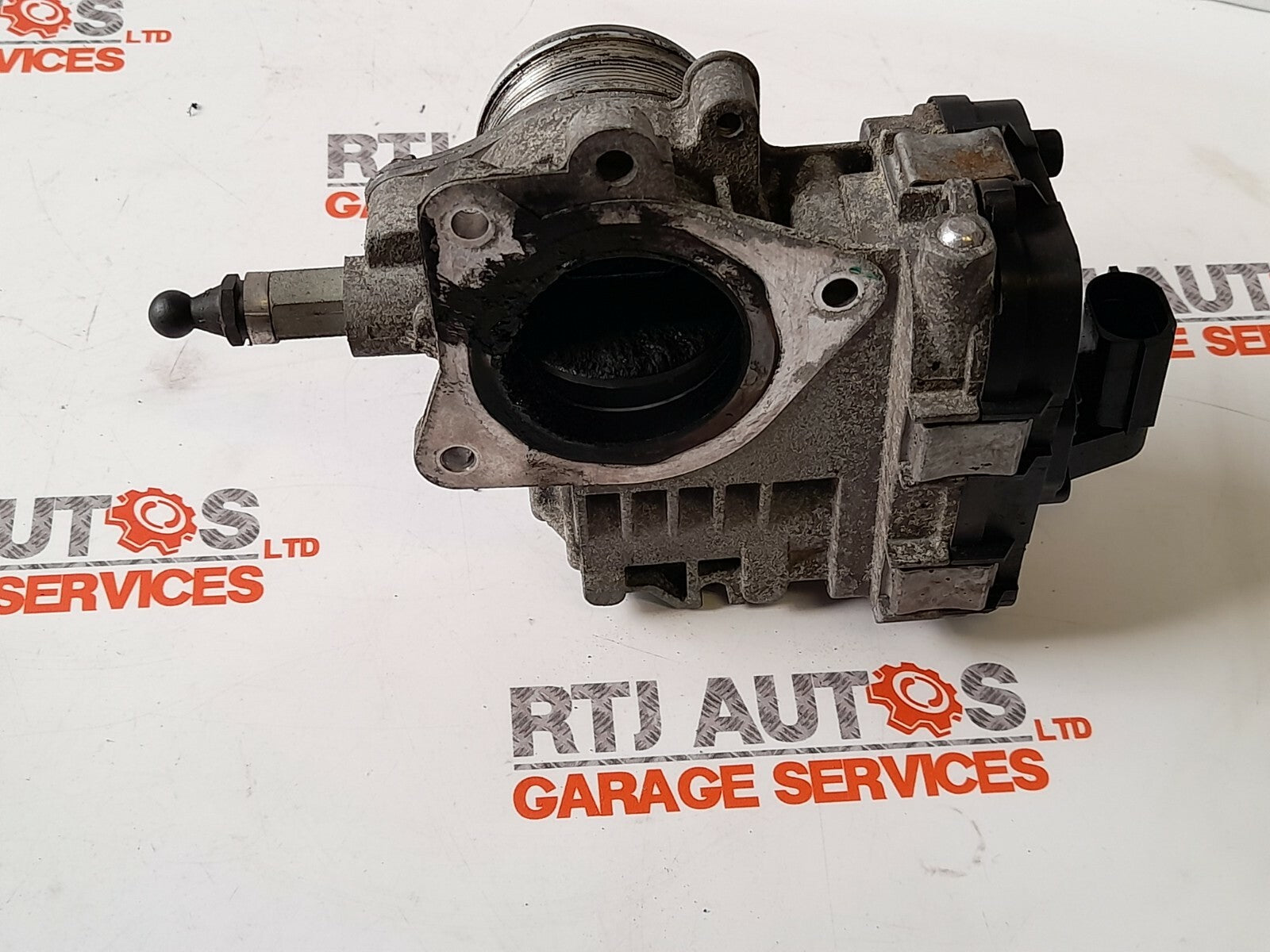 SAAB 9-3 93 Throttle Body 55200820 TTiD