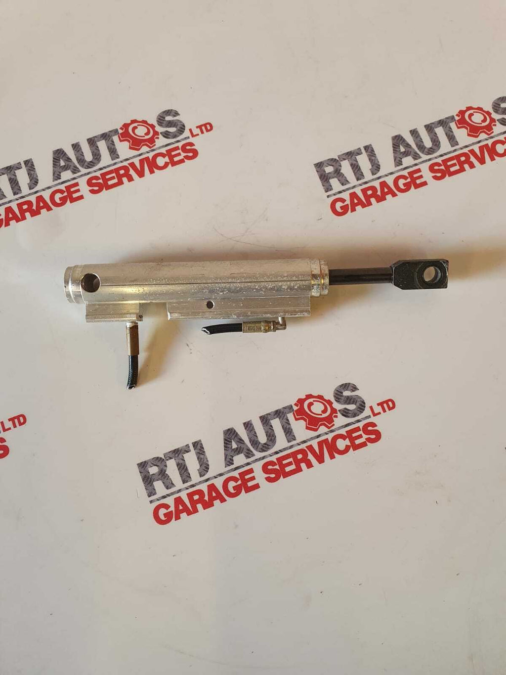 SAAB 93 9-3 03-12 CONVERTIBLE ROOF 6TH BOW RIGHT INNER HYDRAULIC RAM 12833509