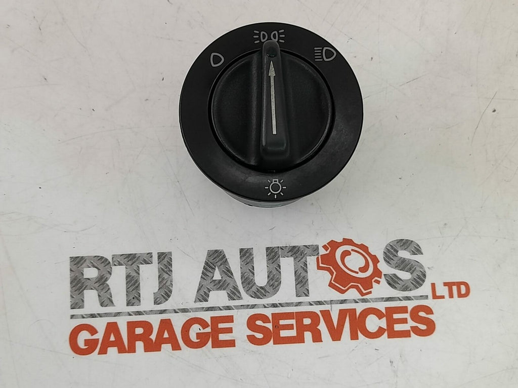 SAAB 9-3 (98-02) 900 (86-98) 9000 Headlight Switch 8590838
