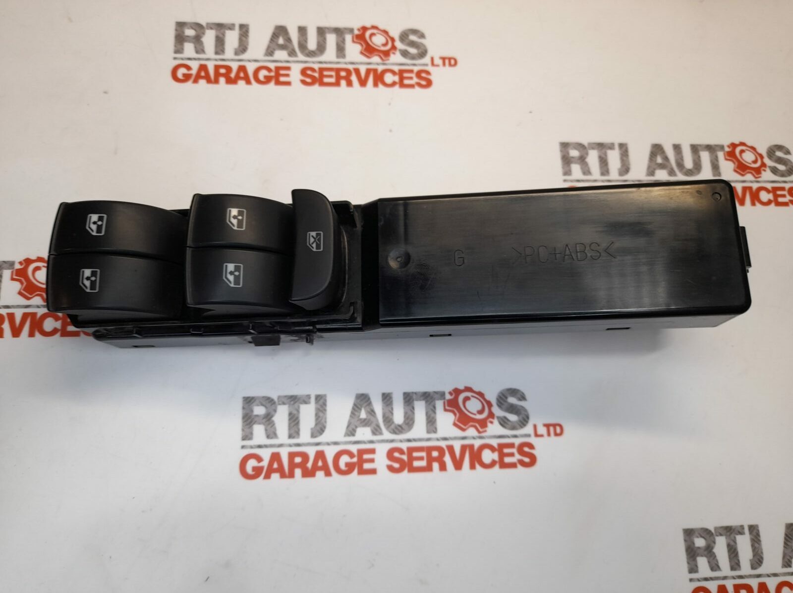 Saab 93 9-3 CV Drivers Front Window Switch Pack w/o Finger Protection 12772065