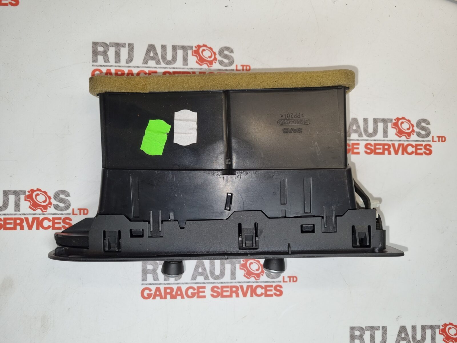 SAAB 93 9-3 CENTRE DASHBOARD AIR VENT OUTLET 12765310 2007 - 2011 RHD