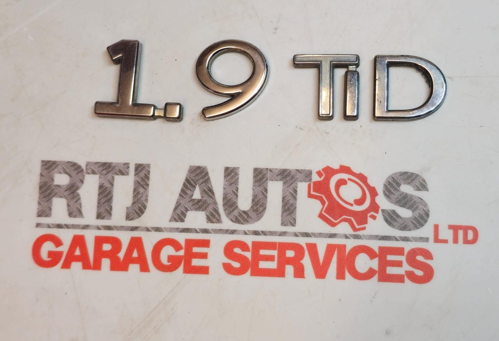 Saab 93 9-3 2003-2010 (1.9 TID) Boot Badge (Used)