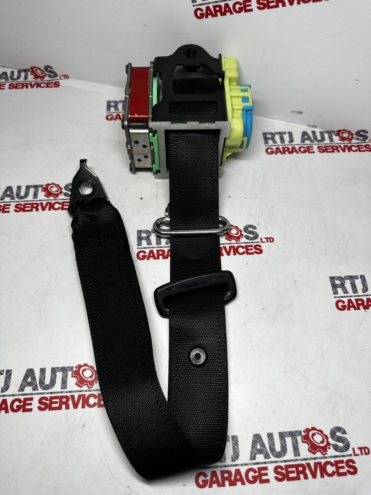 Saab 93 9-3 (03-12) Left Rear Seatbelt 4D 5D CV 12776486