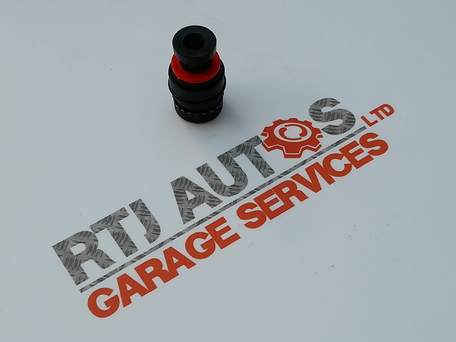 Genuine Saab 9-3 9-5 Brake Master Cylinder Servo Pressure Sensor Switch 55557389