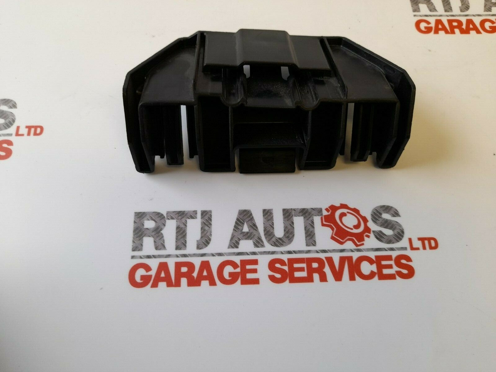 Saab 9-3 2003-2012 Parking Distance Control ECU Bracket 12805267