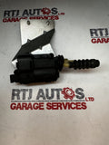 SAAB 9-3 93 (03-Onwards) 4D 5D Petrol Tank Hatch Motor With Bracket 12768499