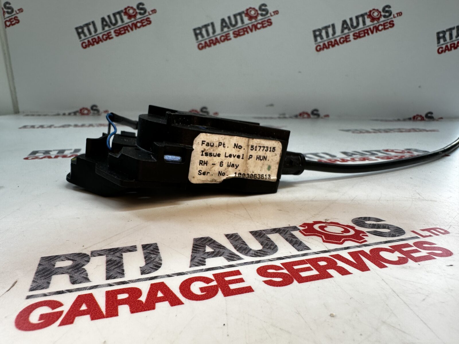 SAAB 93 9-3 CONVERTIBLE SEAT CABLE RH 6 WAY 5177315
