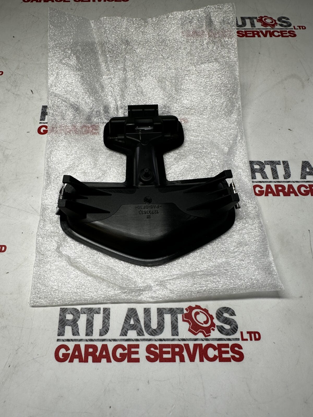 SAAB 9-3 9-5 Boot Handle for Spare Wheel Compartment 12793631 New Genuine Saab