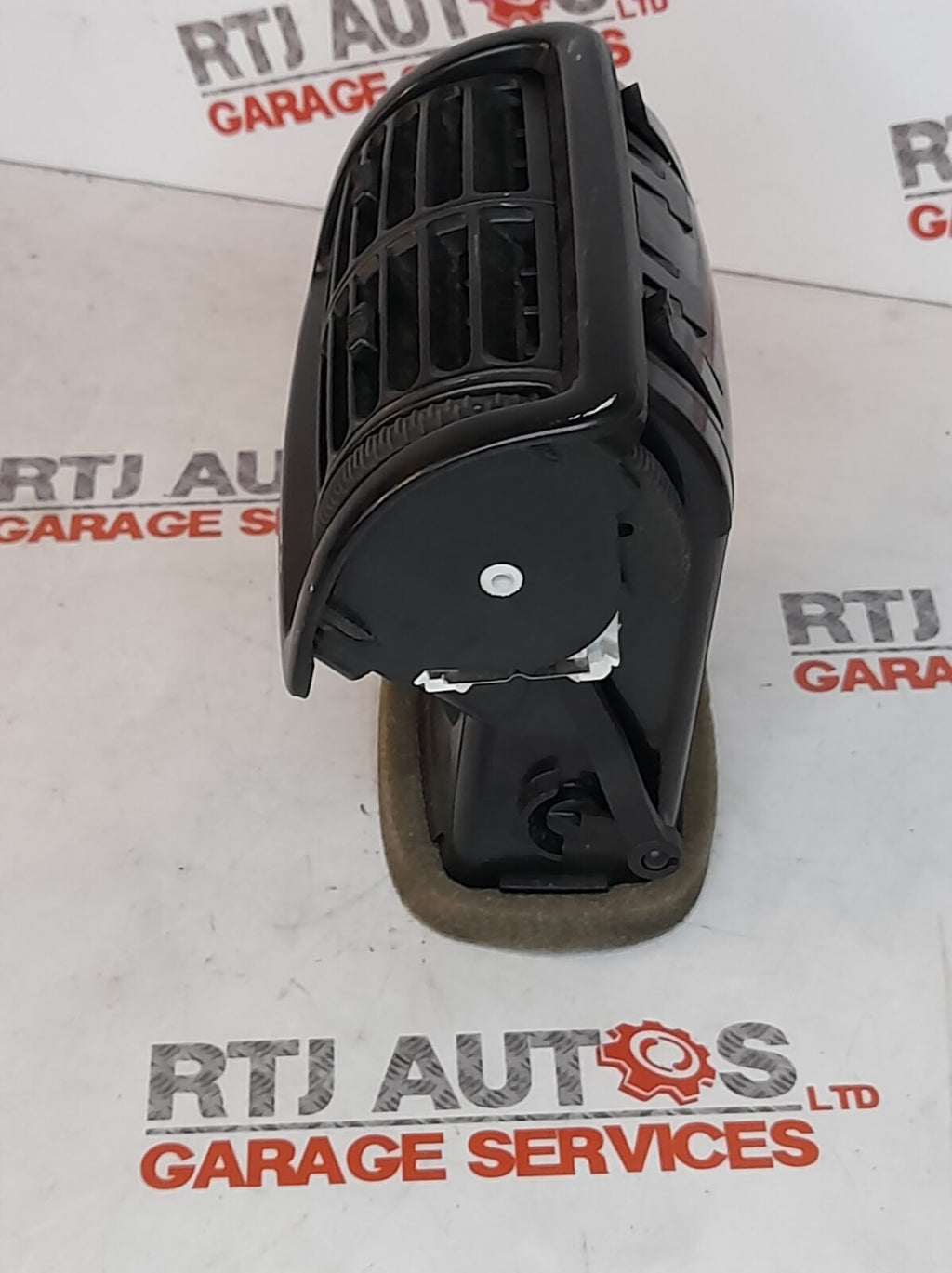 SAAB 9-3 93 Rear Passenger Air Vent Centre Console Middle 12789734 2003-2010