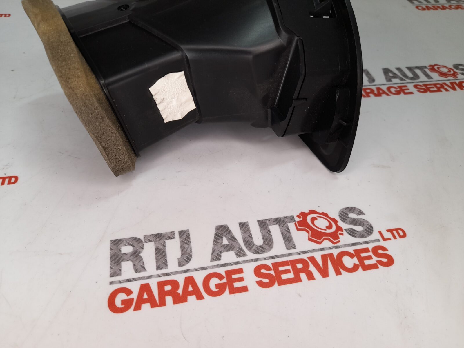 SAAB 9-3 93 2004-2012 O/S Right Driver Side Dash Heater Air Vent 12804034