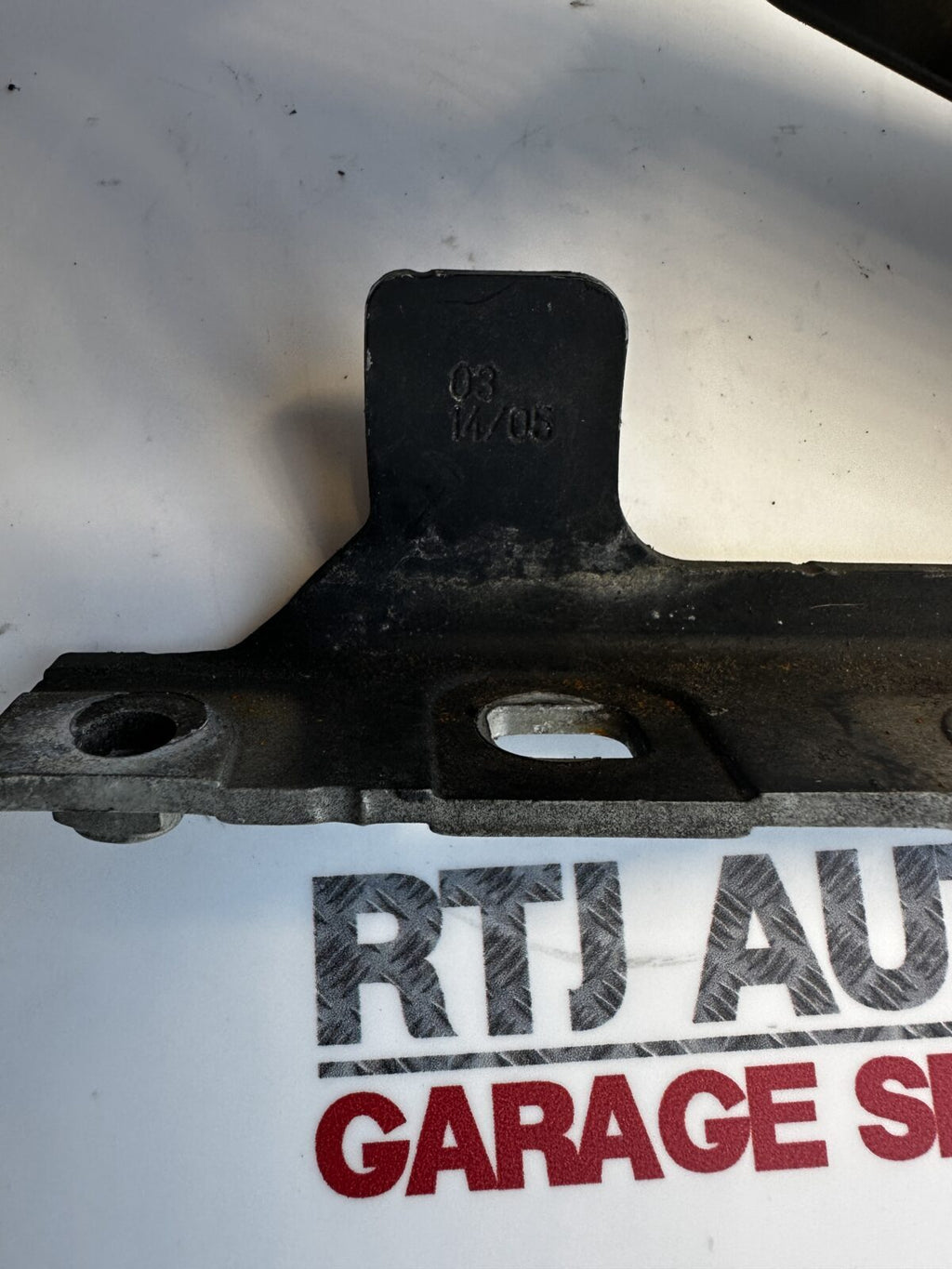 SAAB 93 9-3 (03-11) CV RH Bonnet Hinge 12799880