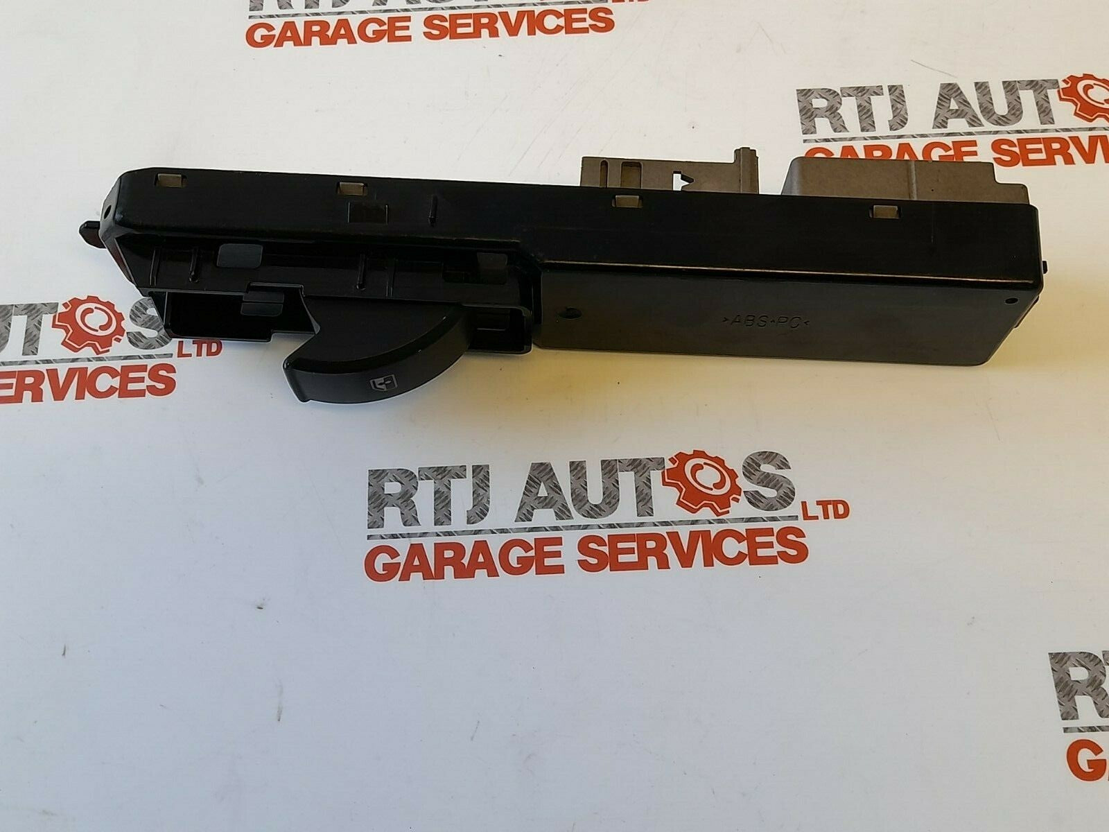 Saab 9-3 Offside Rear Window Switch (No Anti Pinch) 12764023