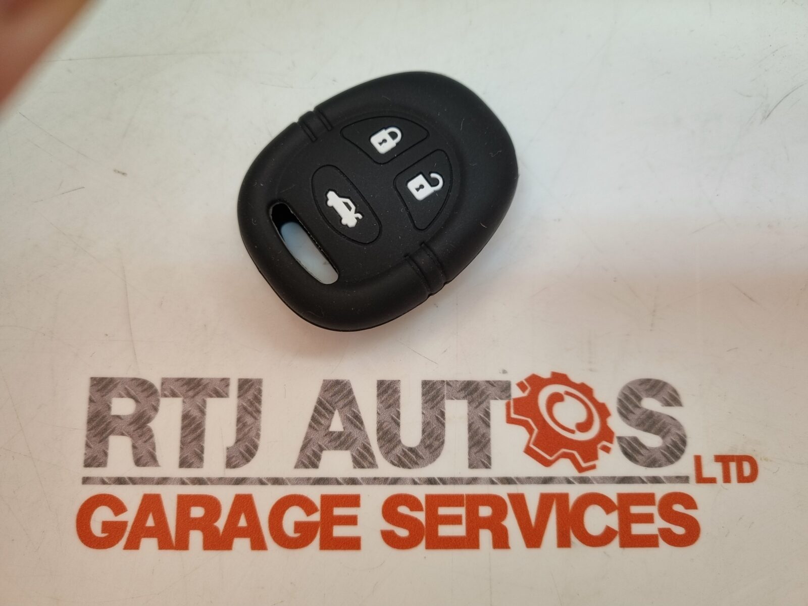 SAAB 9-5 95 98-10 9-3 93 01-03 Black Silicone Key Fob Case Cover
