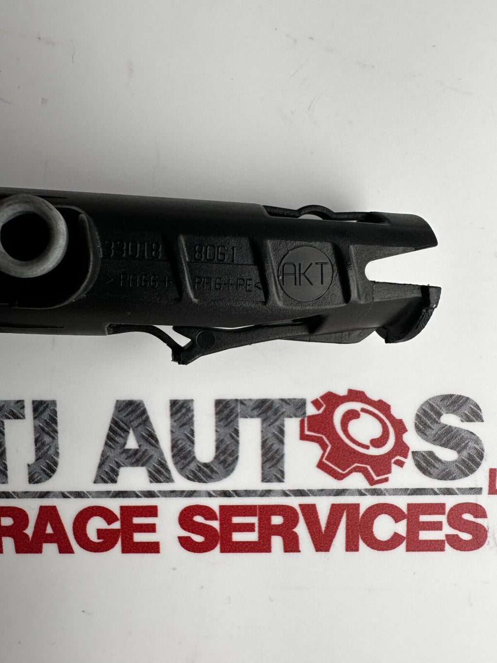 SAAB 93 9-3 4D 5D CV Headrest Sleeve 24453402