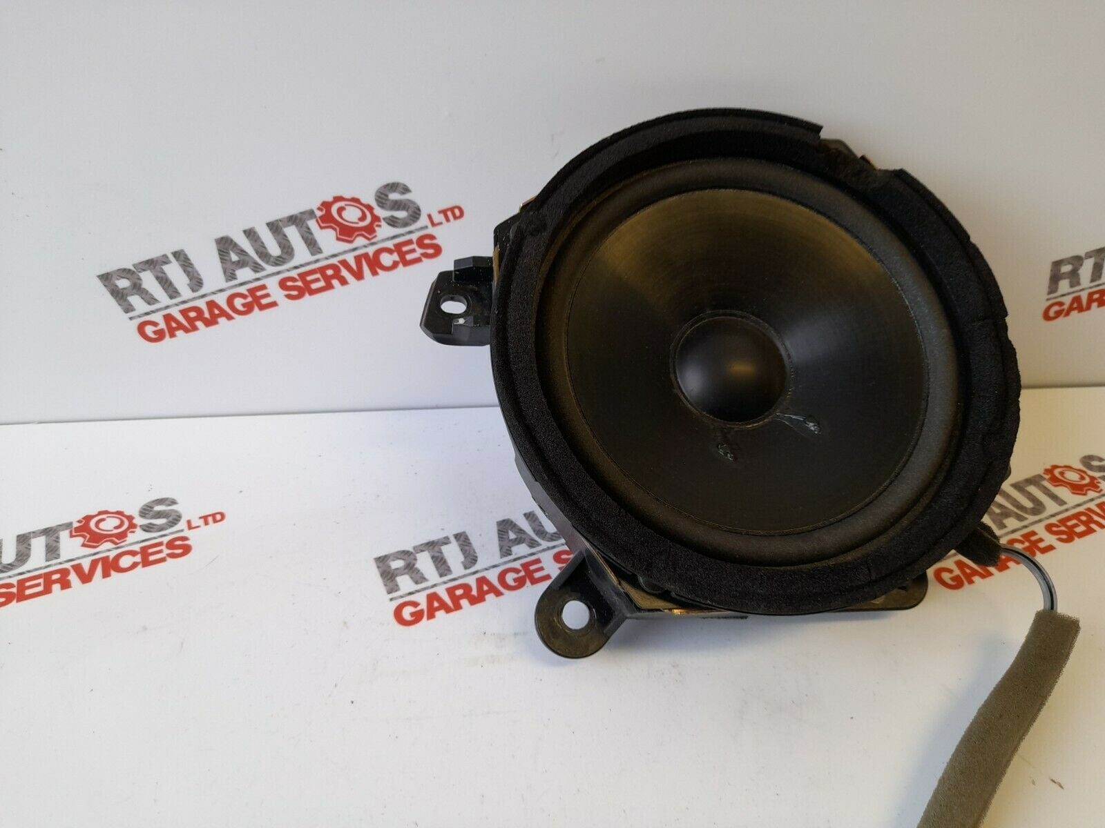 Saab 93 9-3 Loudspeaker 03-11 Front Door Right Hand Offside 12797407