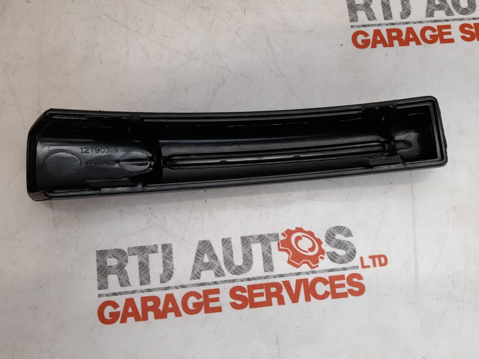 Saab 9-3 93 Centre Console Trim Handle 2003 to 2012 12790319