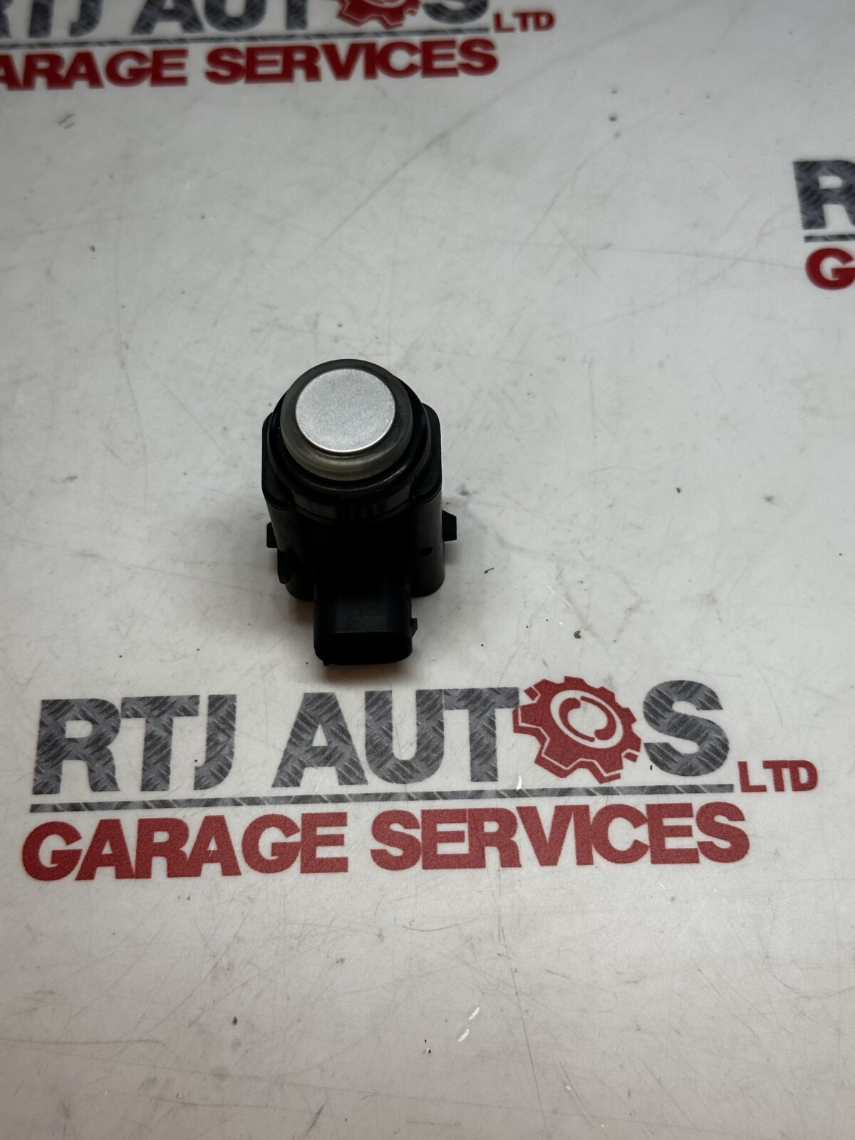 Saab 9-3 93 (03-10) Parking Assistance Sensor 12787793 / 93172012 x1 Snow Silver