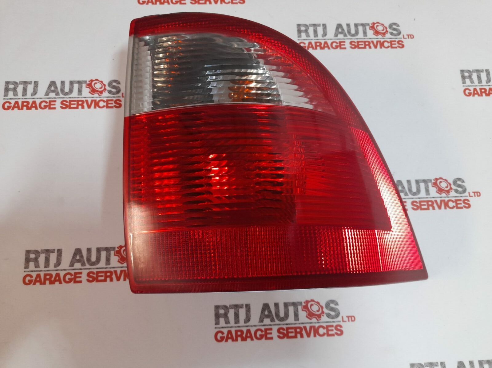 Saab 95 9-5 2002-2005 Estate Driver O/S Rear Outer Tail Light 5142260