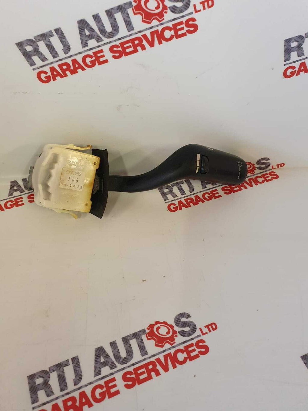 SAAB 95 9-5 4D Saloon Wiper Stalk Switch 1998 - 2005 5241252 5354162