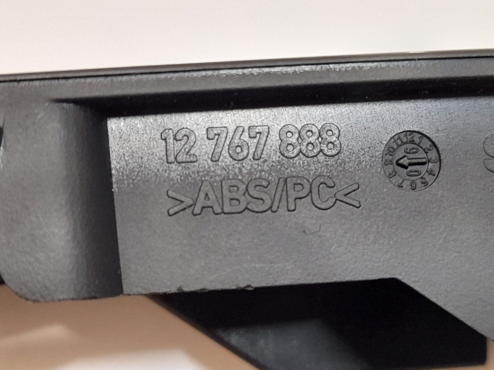 Saab 9-3 93 Front Cup Holder Trim Panel 2007-2012 12767888 Fascia Only