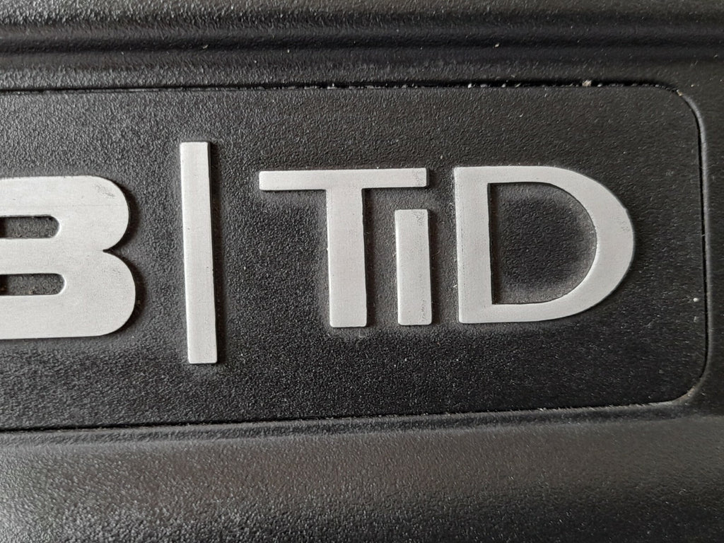 SAAB 9-3 93 (03-04) 9-5 95 (02-05) ENGINE COVER D223L 12786577 5341136 5340823