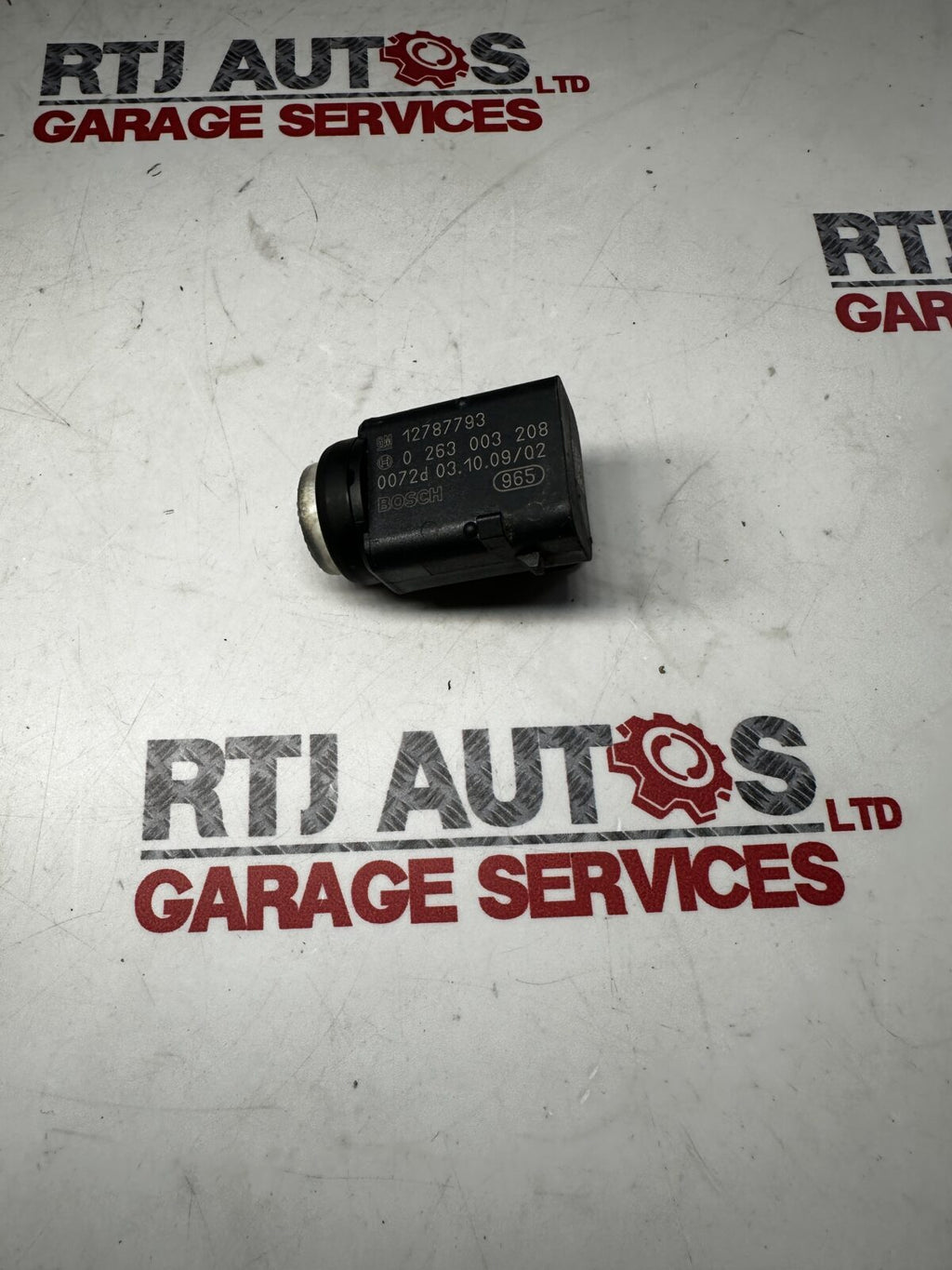 Saab 9-3 93 (03-10) Parking Assistance Sensor 12787793 / 93172012 x1 Artic Wh...