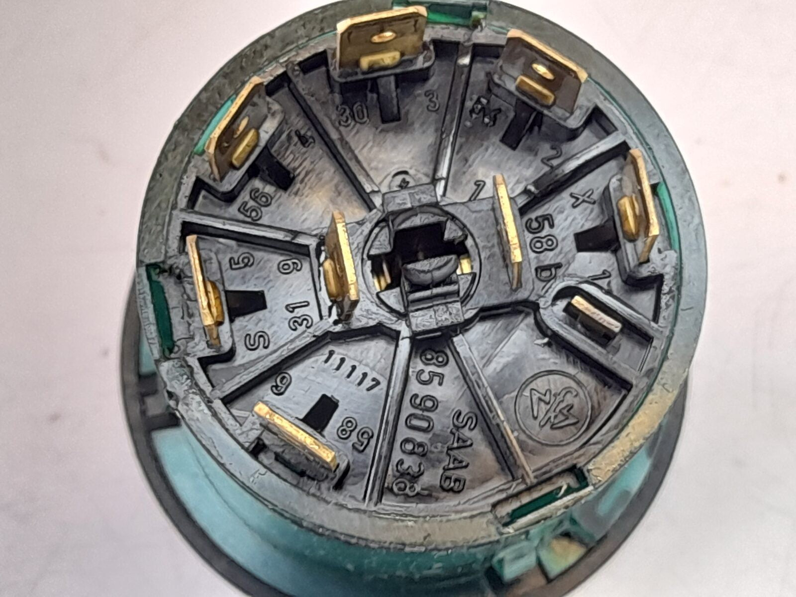 SAAB 9-3 (98-02) 900 (86-98) 9000 Headlight Switch 8590838