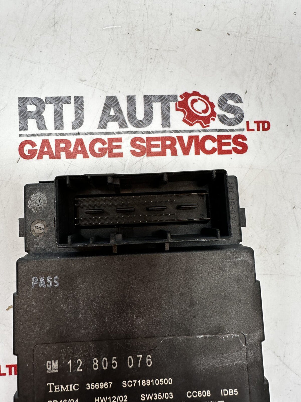 Saab 93 9-3 (04-05) Body Control Module BCM Control Unit 12805076