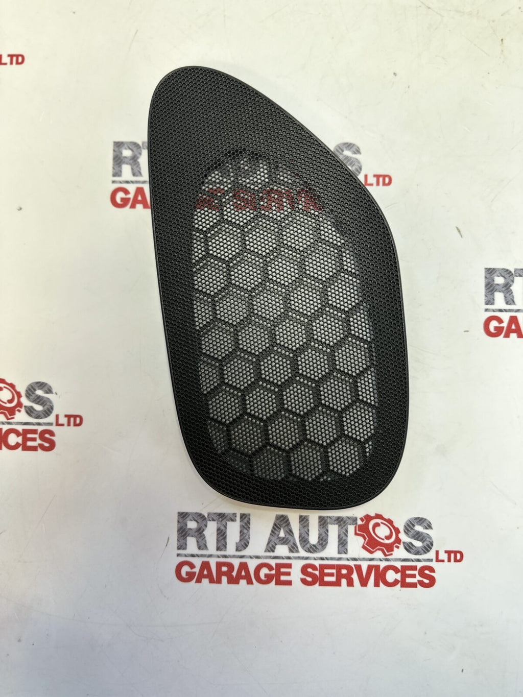Saab 93 9-3 (YS3F) CV Estate Saloon 2003-2012 LH Dashboard Grille Black 12801533