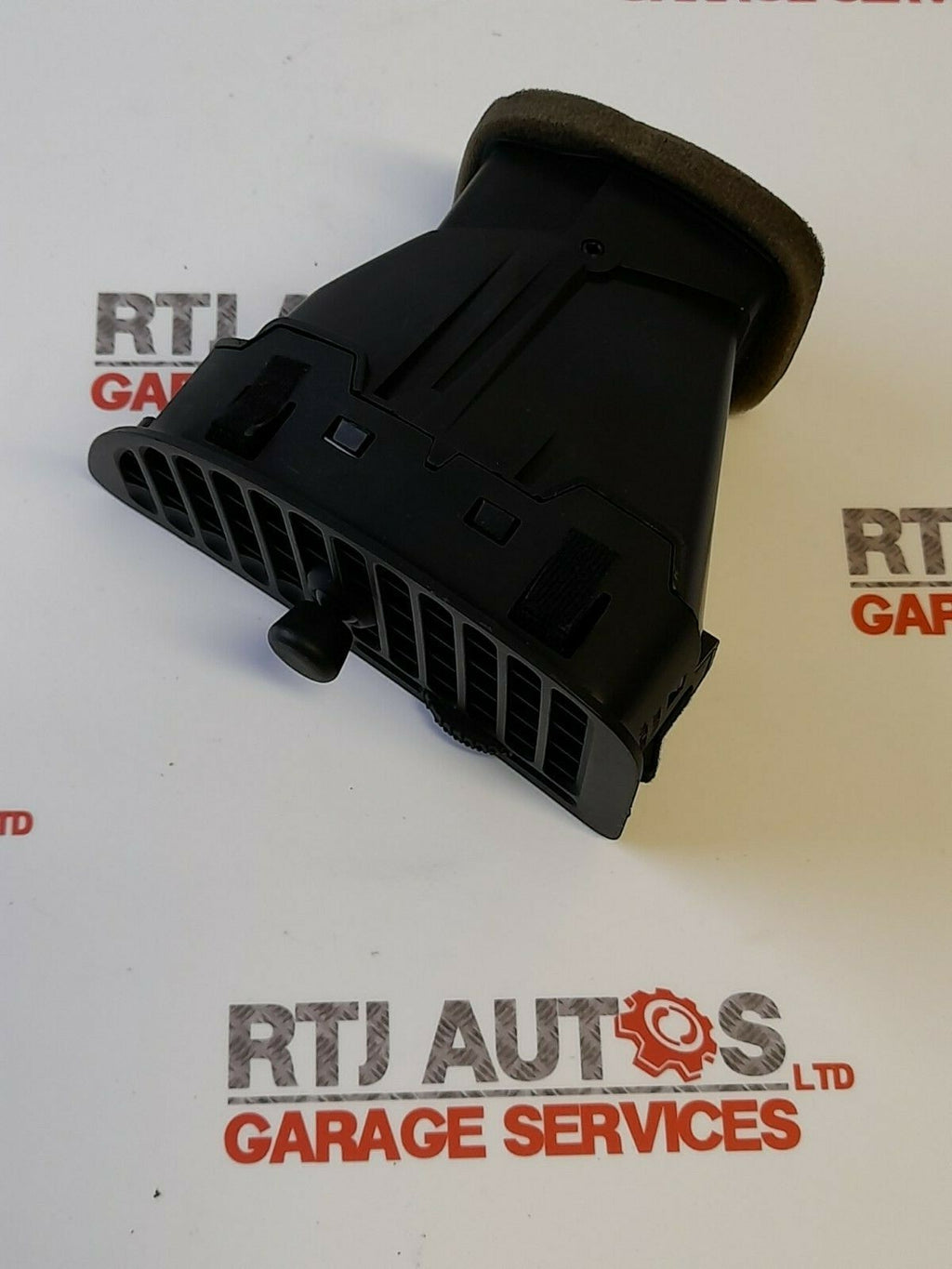SAAB 9-3 93 2004-2012 O/S RIGHT DRIVER SIDE DASH HEATER AIR VENT 12804034 BLACK