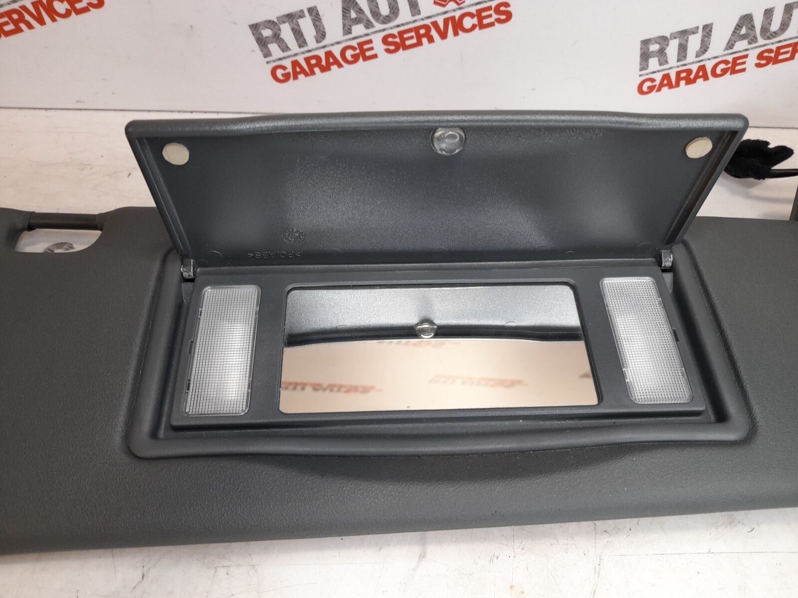 Saab 93 9-3 2006-2007 Convertible Drivers O/S Sun Visor Grey 12758114