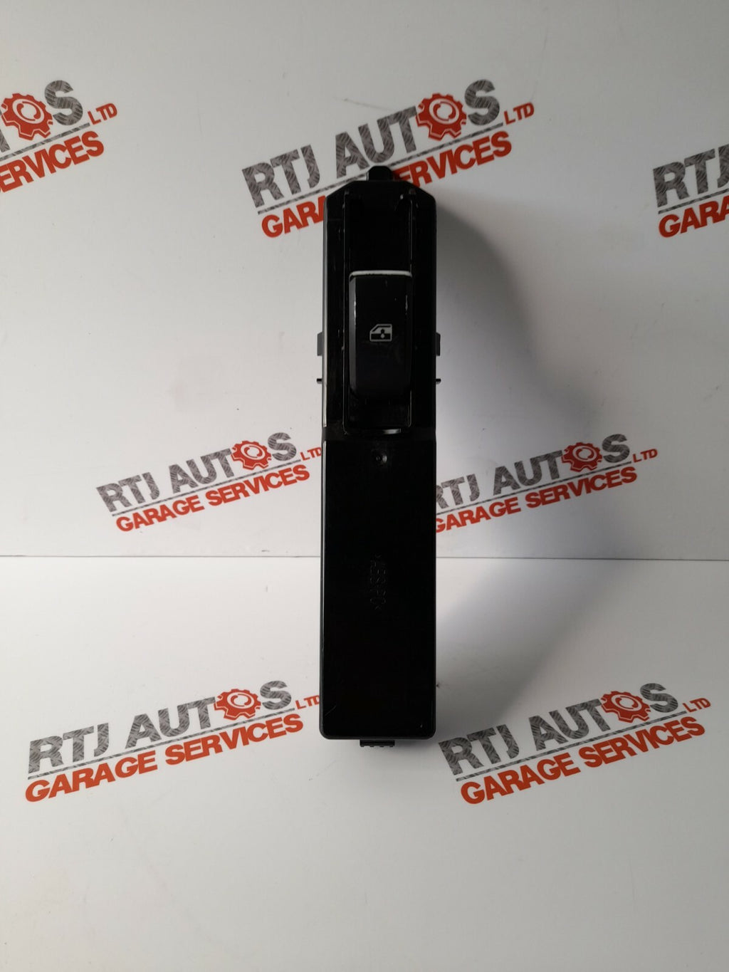 Saab 93 9-3 CV Nearside Front Window Switch Pack w/Finger Protection 12805704