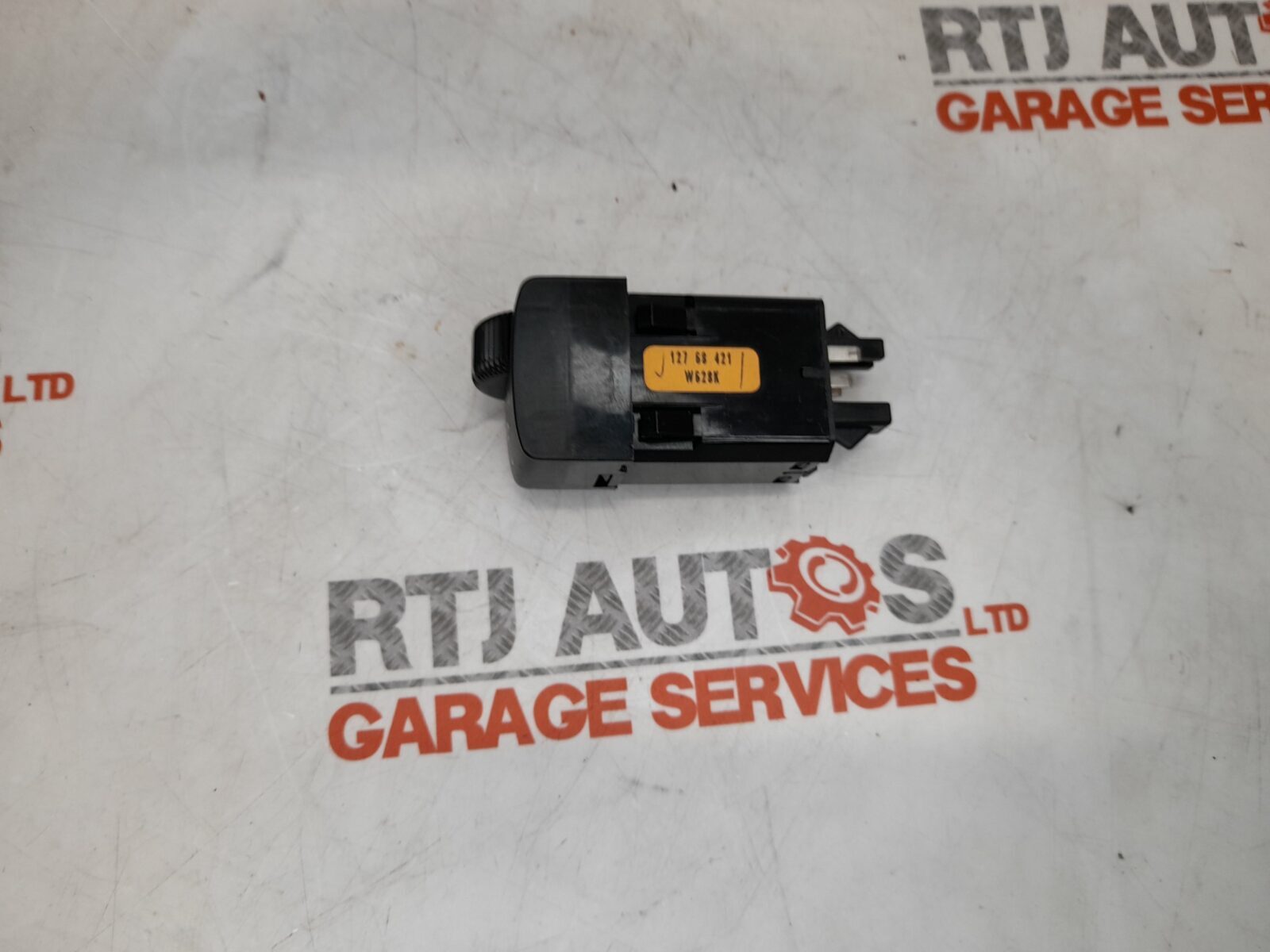 Saab 95 9-5 2006 to 2010 Headlamp Levelling Switch 12768421