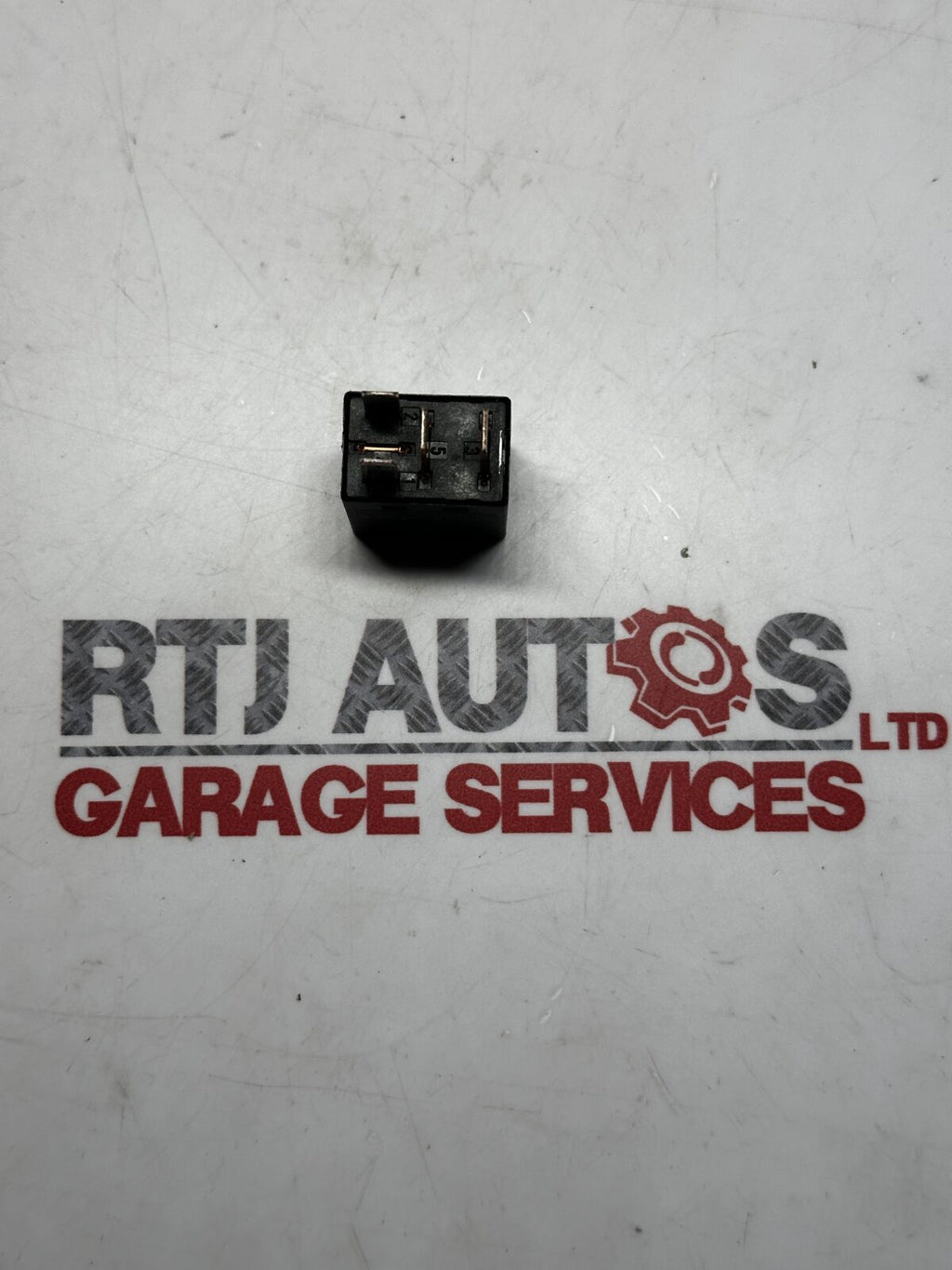 SAAB GM TYCO BLACK RELAY A1301 X31 12V 16A 90508807