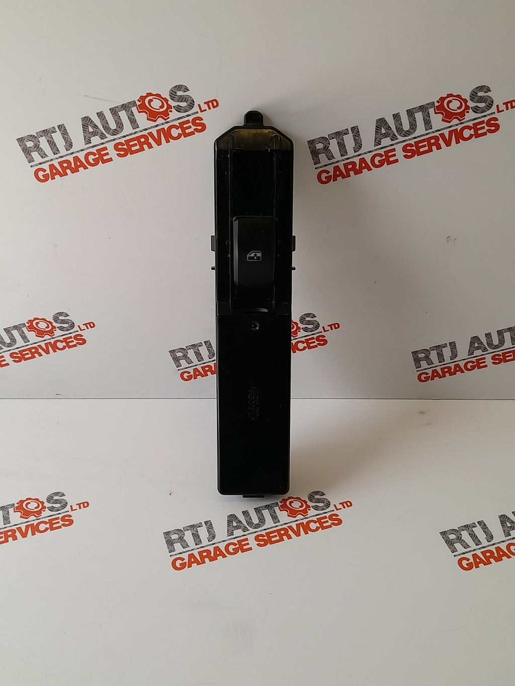 Saab 93 9-3 Passenger Nearside Front Switch Pack w/o Finger Protection 12758540