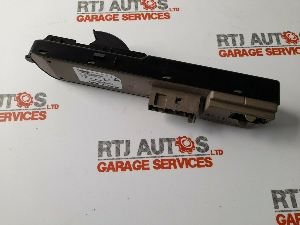 Saab 93 9-3 CV Nearside Front Window Switch Pack w/Finger Protection 12805704