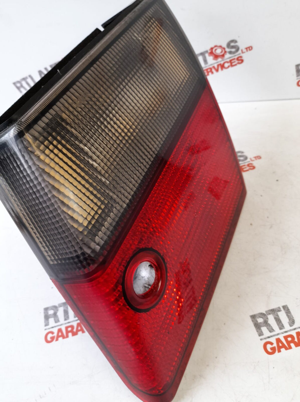 Saab 95 9-5 1998 - 2001 4D Driver O/S Rear Inner Tail Light 4561569