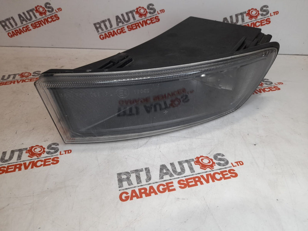 Saab 9-3 2003 - 2007 Left Hand Passengers Nearside Fog Light 12785951