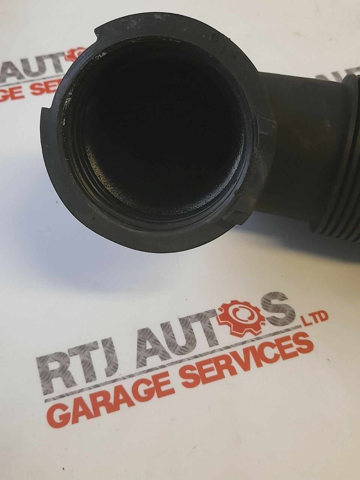 Saab 93 9-3 2004 to 2011 Air Cleaner Air Hose Pipe B207 12802029