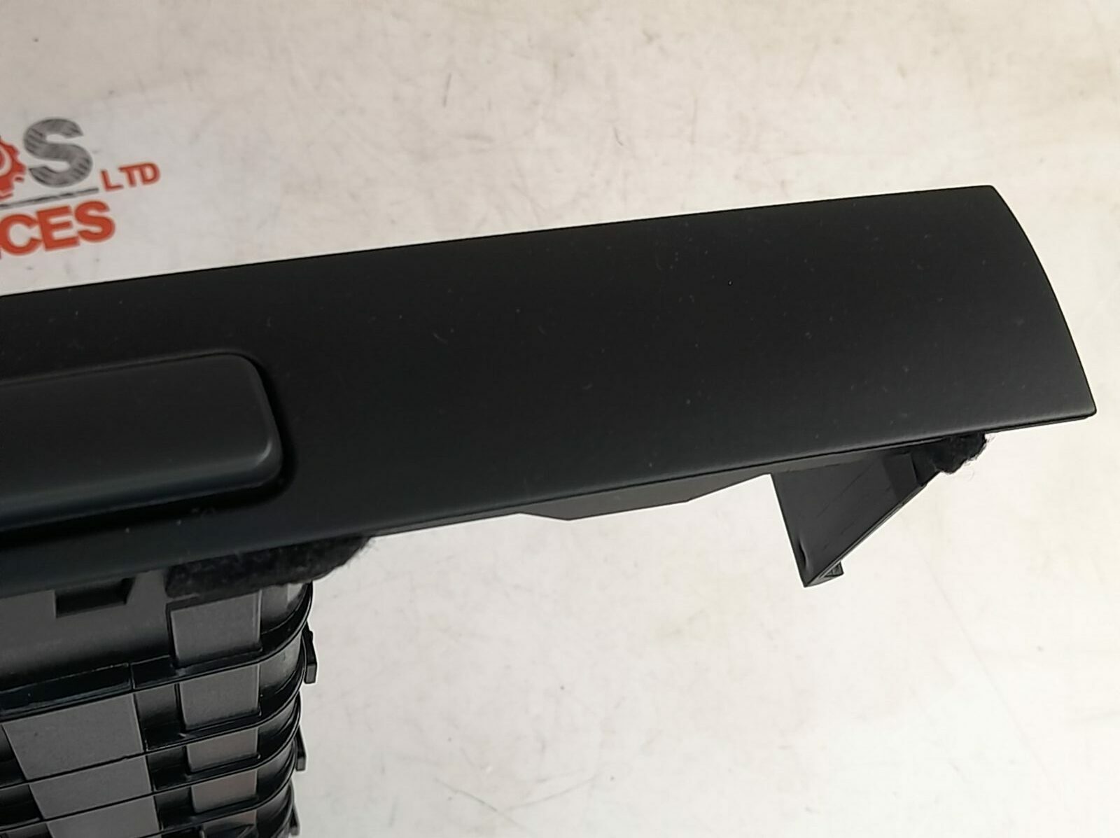 Saab 9-3 93 Front Cup Holder With Trim Panel 2007-2012