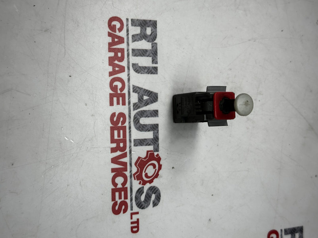 Saab 9-3 Brake Switch Stop Light 55701396 55701395 13178792