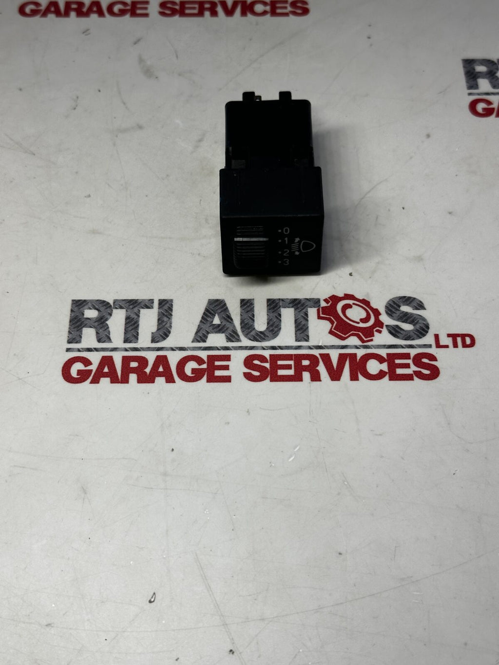 SAAB 9000 Headlamp Headlight Levelling Adjustment Switch 4083879