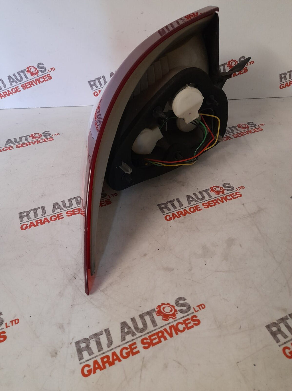 SAAB 9-3 2003-2007 Convertible Rear O/S Right Driver Side Light Unit 12830938